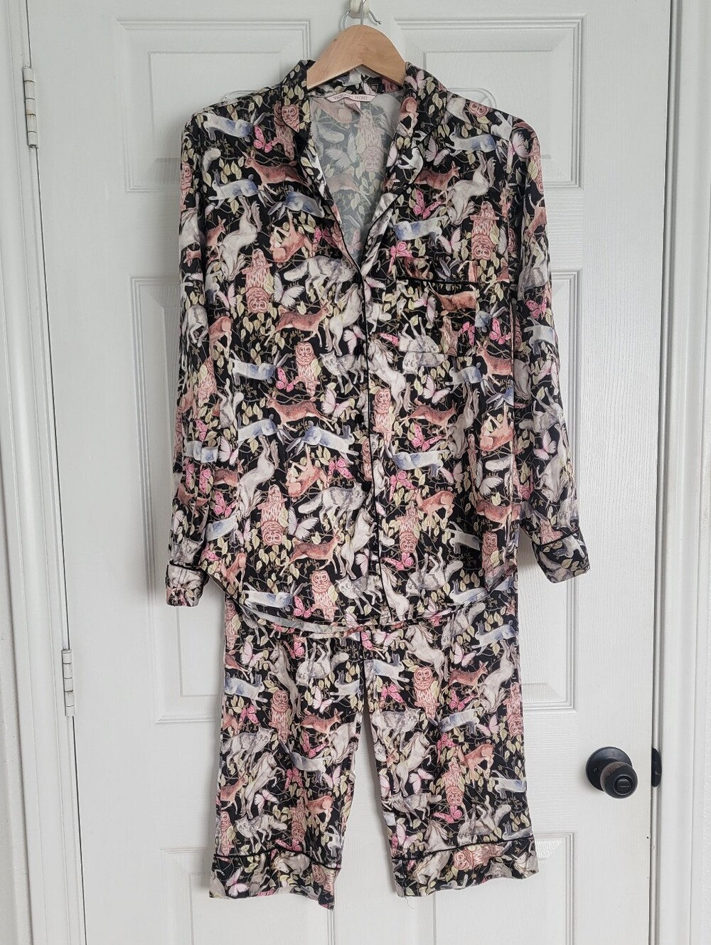 Victoria's Secret Enchanted Forest Satin Pajama Lounge Set